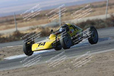 media/Nov-17-2024-CalClub SCCA (Sun) [[5252d9c58e]]/Group 5/Qual (Star Mazda Entrance)/